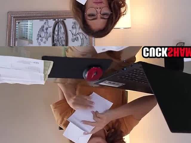 Cuckold hubby watching latin chick wife bang his boss - Vivianne DeSilva