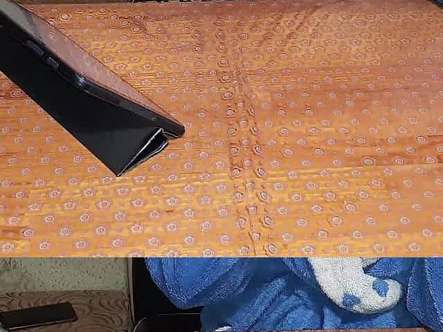 Mama Unintentionally Flashed Her Vagina