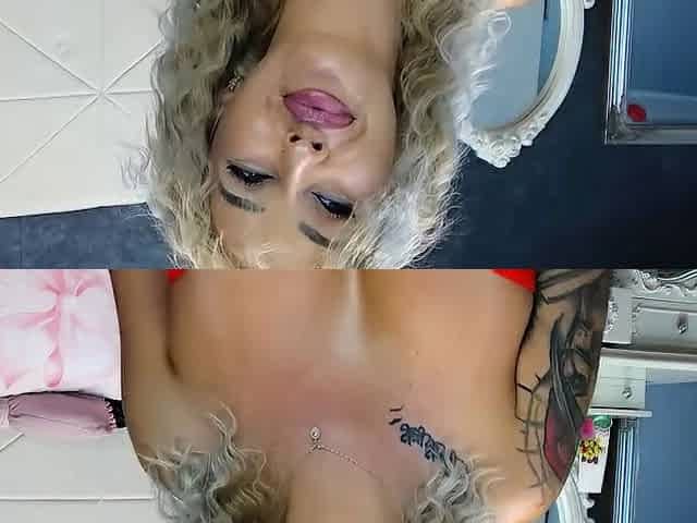 Blonde babe with a big ass and boobs masturbates