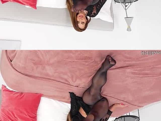 Dorothy Black In Busty Milf Ripped Pantyhose Dildo Fuck