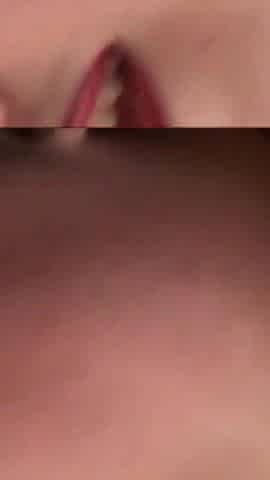 Hairy BBW chick loves to masturbate with her dildo toy