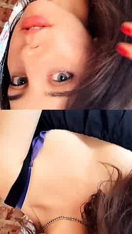 Brunette Solo Webcam Masturbation