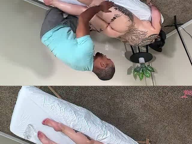 Rock Summer Enjoys Massage