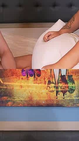 Lesbian Erotic Kissing Babes - Kiss Me Strong and Deep Babe