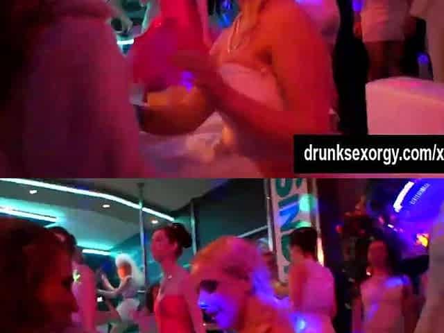 Pleasing party lesbos fingering quims