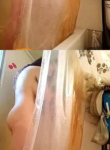 Blonde solo jerking off