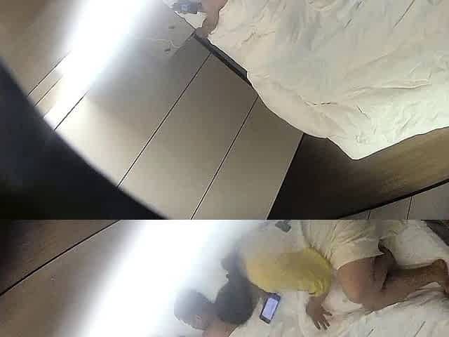 Amateur couple hidden cam