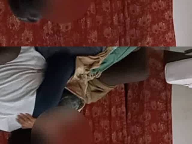 Aunty affair in husband office