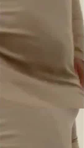 Step Stepmom Shows Her Big Ass for Me in My Bedroom in the Day Time When Stepdad Is Gone.