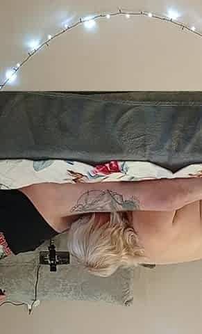 Deep Blowjob From Stepmom to Cum