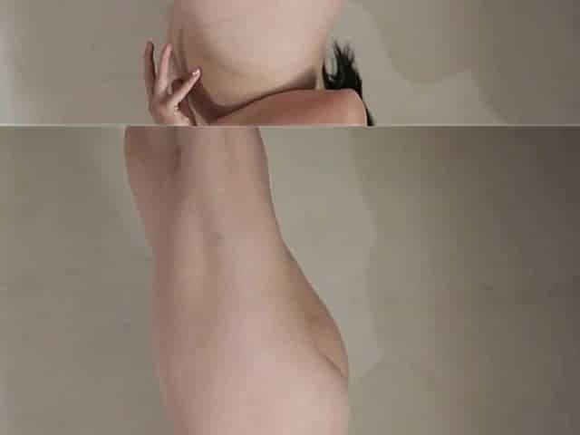 Indonesian Girls Can't Stand It Anymore, They're Forced to Use a Bottle to Make Love
