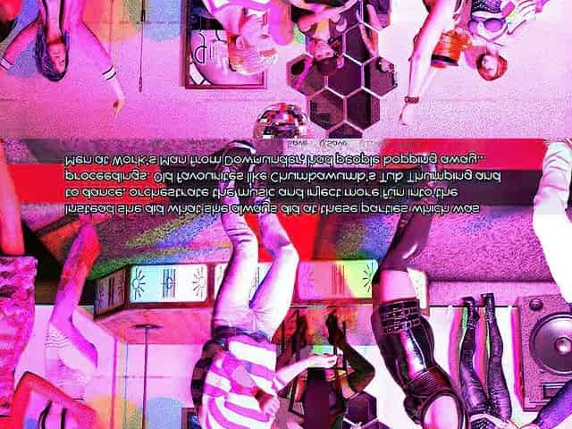 The 3 Panels: Pair Party Turns Out In All Out Fuckfest - Clip eighteen
