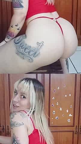 Beautiful Blonde Shakes Her Perfect Ass