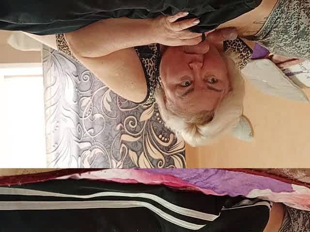 Unexpected Deep Blowjob From a Neighbor with Cum in Mouth and Swallowing