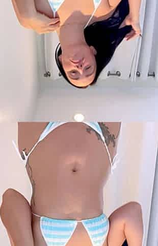 Cute amateur webcam teen girl toying pussy on webcam