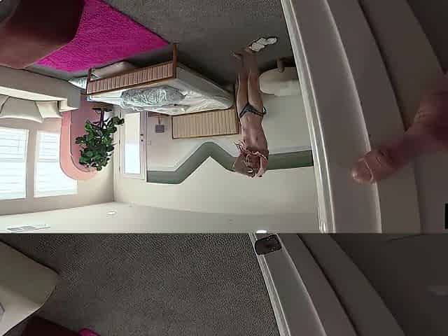 Gracey Snow Gets Her Cunt Filled On A Large Dick Ride