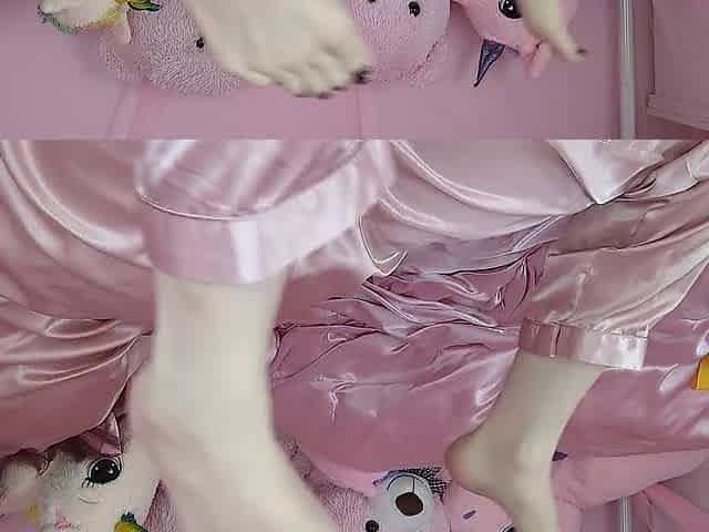 Satin Fetish Transgirl (Preview)