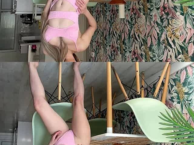 Russian Teen Model Records Herself Masturbating for an Arab Online Daddy!