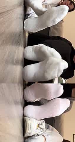Sexy Asian naked foot fetish action