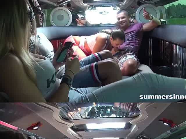 Mea Melone & Jarushka Ross Fucking In The Limousine