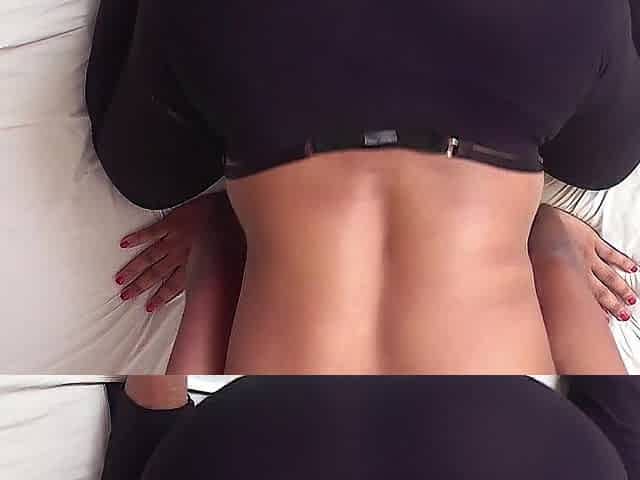Thrashing my booty and inserting the anal plug