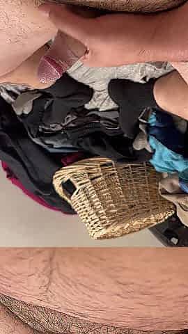 Solo dick ring cum dump