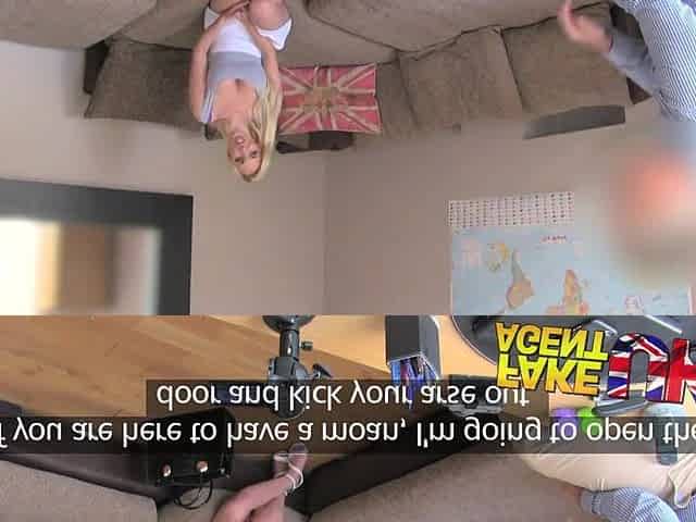 FakeAgentUK Double dipping into hawt blondes snatch and booty