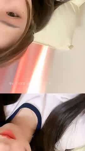 amateur girlfriend masturbating on webcam with her fingers