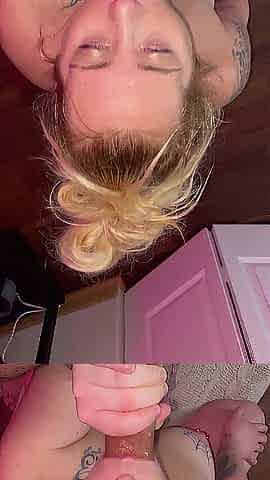 Golden-haired Wench give a Rimjob & drinks piddle