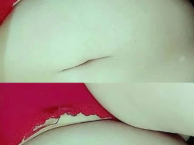 Close up MILF masturbation