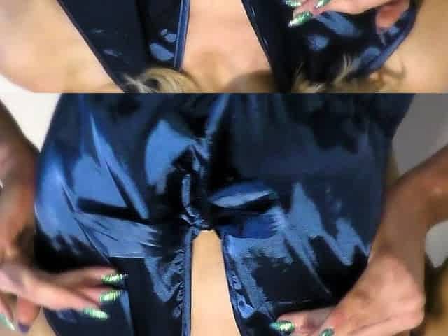 Hot huge titted blonde solo toy fuck