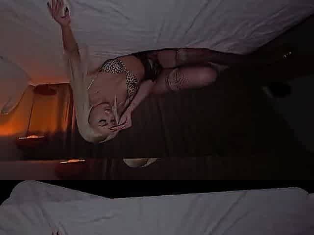 Deepthroat Facial Blond Doxy Sucking Rich Fan