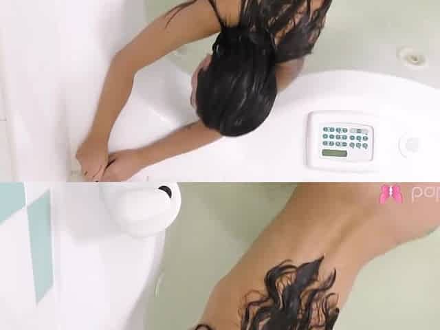 Alexandra Roz - Solo Cock Teaser With Big Tits Masturbating In The Bathtub In 4k