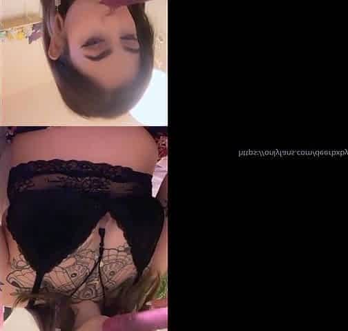 Big boobs milf masturbates with her dildo