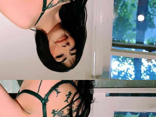 Big ass Latina MILF posing in lingerie