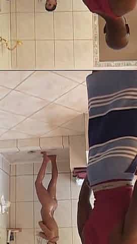 Babe Fucks Giant Dick