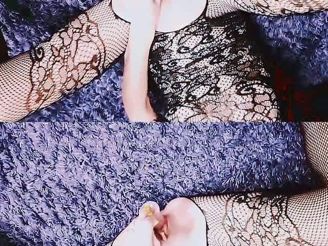 Aged female homemade masturbation at the sofa