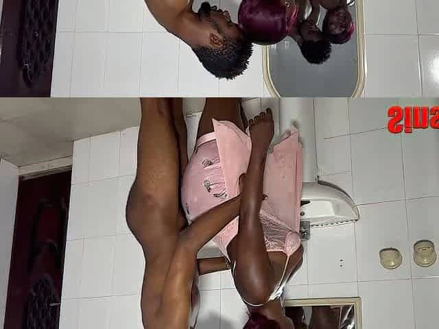 Boss bangs maid in the washroom.
