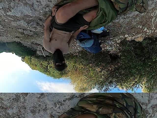 Hiker cums in Cala Petita bay (Mallorca) - almost caught ????