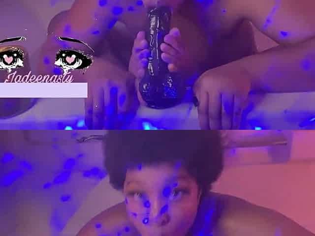 FOOT JOB IN MY BATHTUB