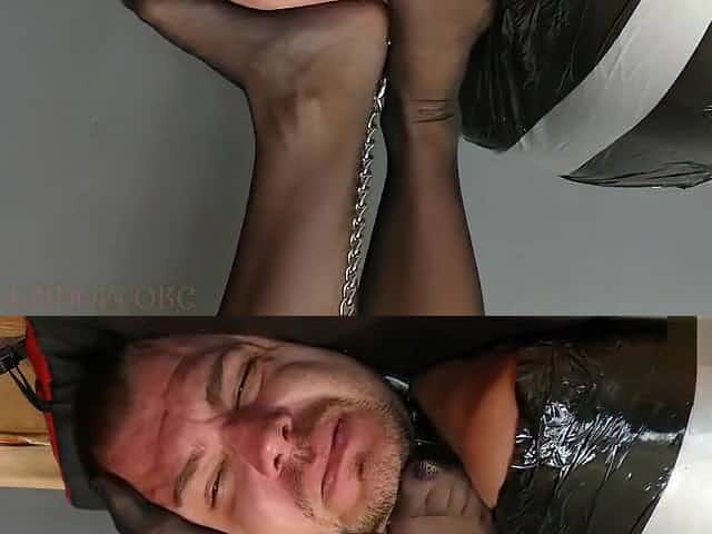 feet worship