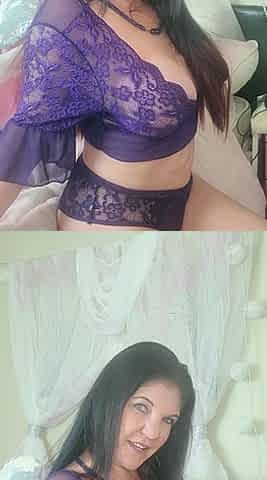 Busty MILF has big boobs