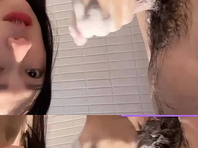 Japanese Mature Couple's Bathroom Sex Tape