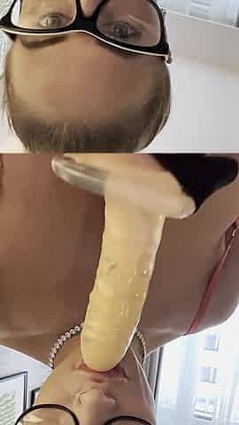 Quick Little Blow Job Suck to Drain Your Balls This Morning