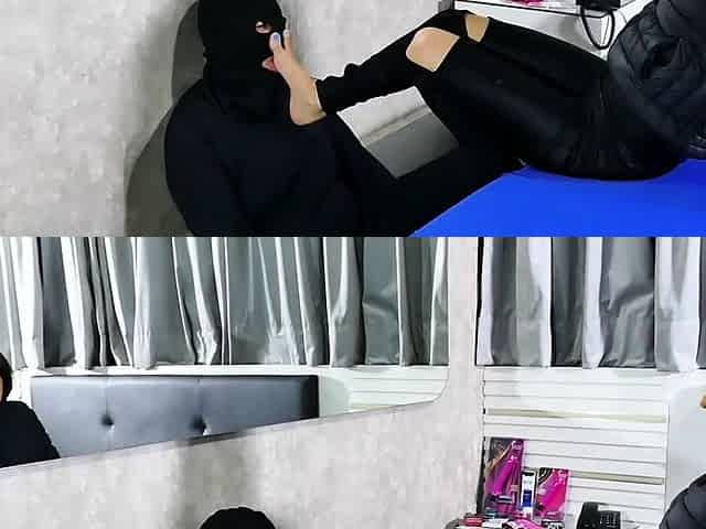SOLES AND FOOT FETISH - Jenifer Lynfoot Fucking Mouth Male
