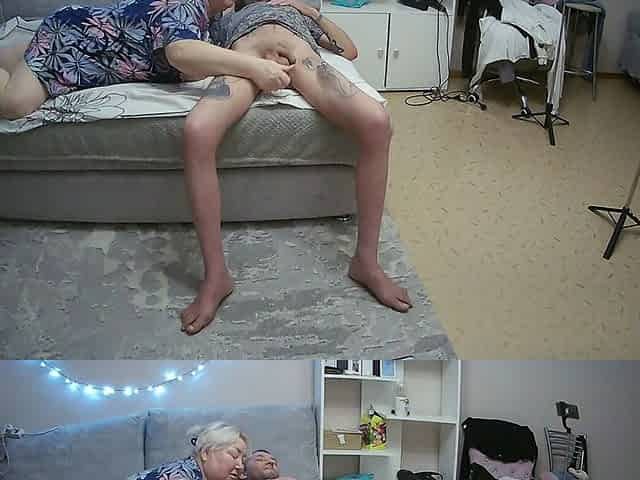 Girlfriend Swallows Cum After Deep Blowjob