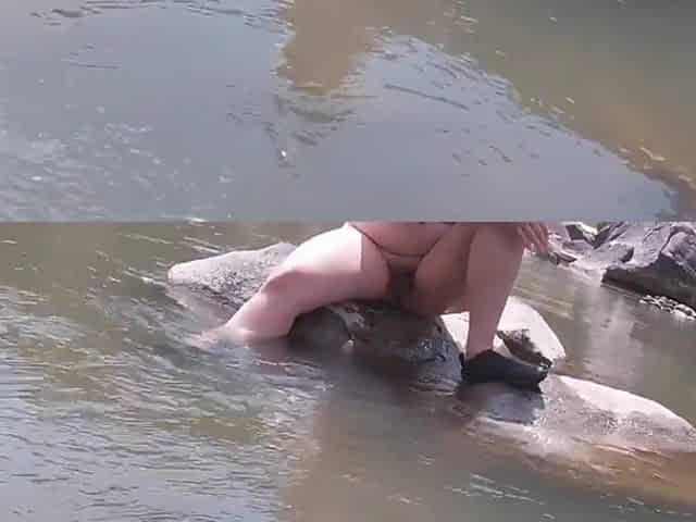 Undress to Undressed a public River Crossing Swim & Screw(Sorry for the water drop)