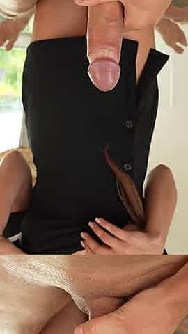The Client Couldn't Withstand and Fucked the Slutty Masseuse in the Massage Parlor!