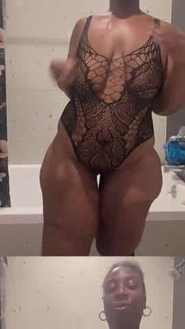 LARGE Butt big beautiful woman Queefs or Farts?