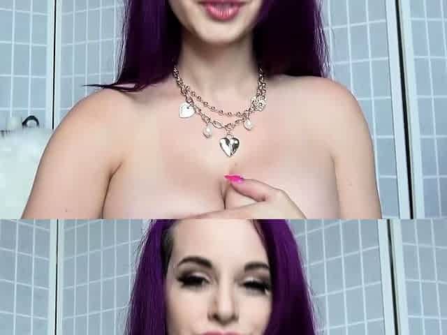 Sexy webcam brunette with big boobs